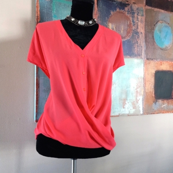 Lush Pink Sheer Draped Front Blouse Size M/ NWOT - Picture 4 of 8